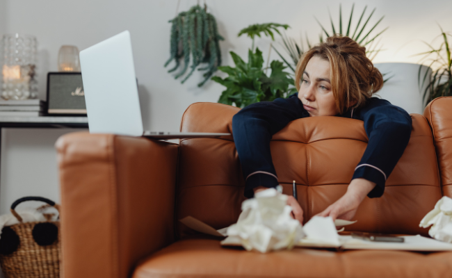 entrepreneure locale épuisée pas de clients