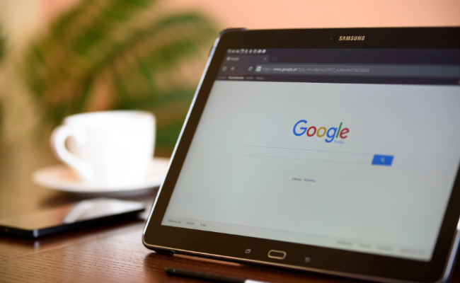 réfléchir aux recherches des clients locaux sur google